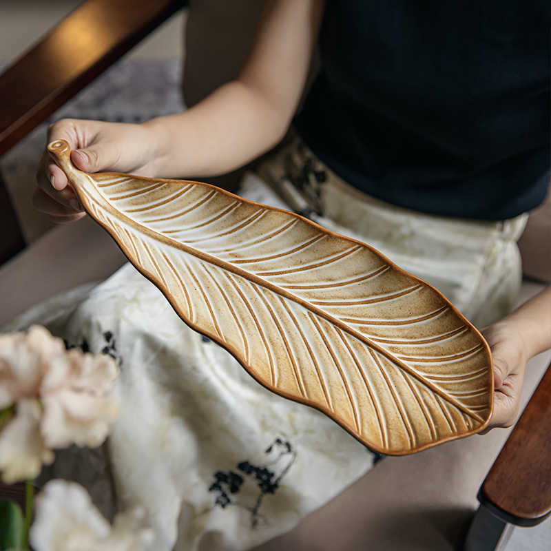 Vintage Leaves Style Ceramic Plate